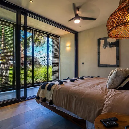 Luxury Beachfront 3Br Apt 102 | Neea Bahia Soliman